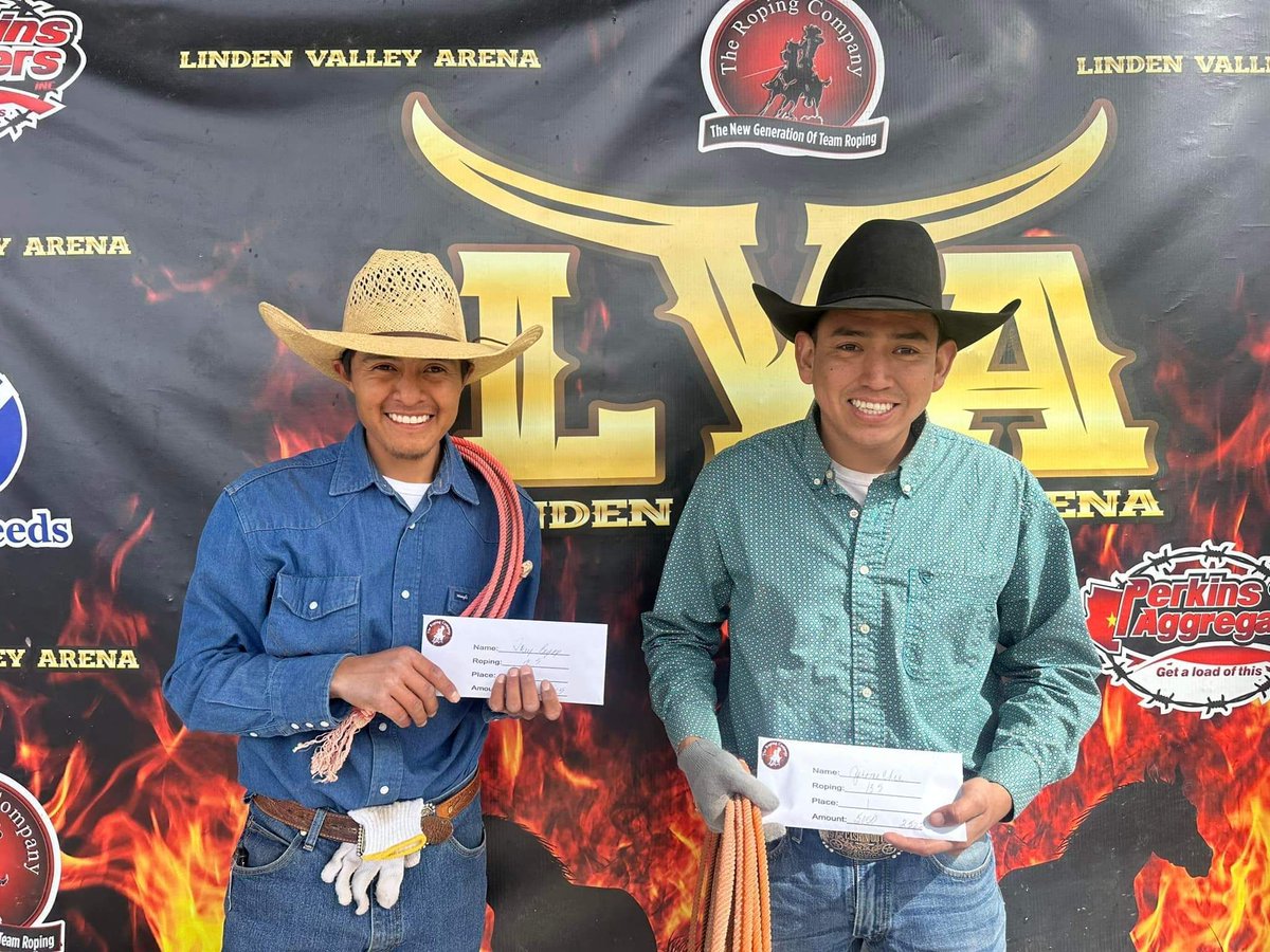 Congratulations to Navajo Team Ropers, Trey Begay & Jerome Chee, who won the #13.5 World Series of Team Roping qualifer event at the Linden Valley Arena in Show Low, Arizona.
#NativeAthletes #Navajo