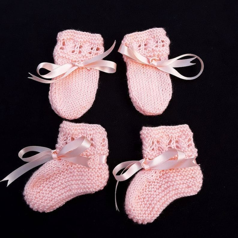 Check out these adorable hand-knitted peach baby booties and mittens set for 0-3 months! Perfect for keeping little ones cozy and stylish. Get yours today on #Etsy, and support a small UK business. etsy.me/3PiaCsz #knittingtopia #uksmallbiz #handmade #WomenInBiz