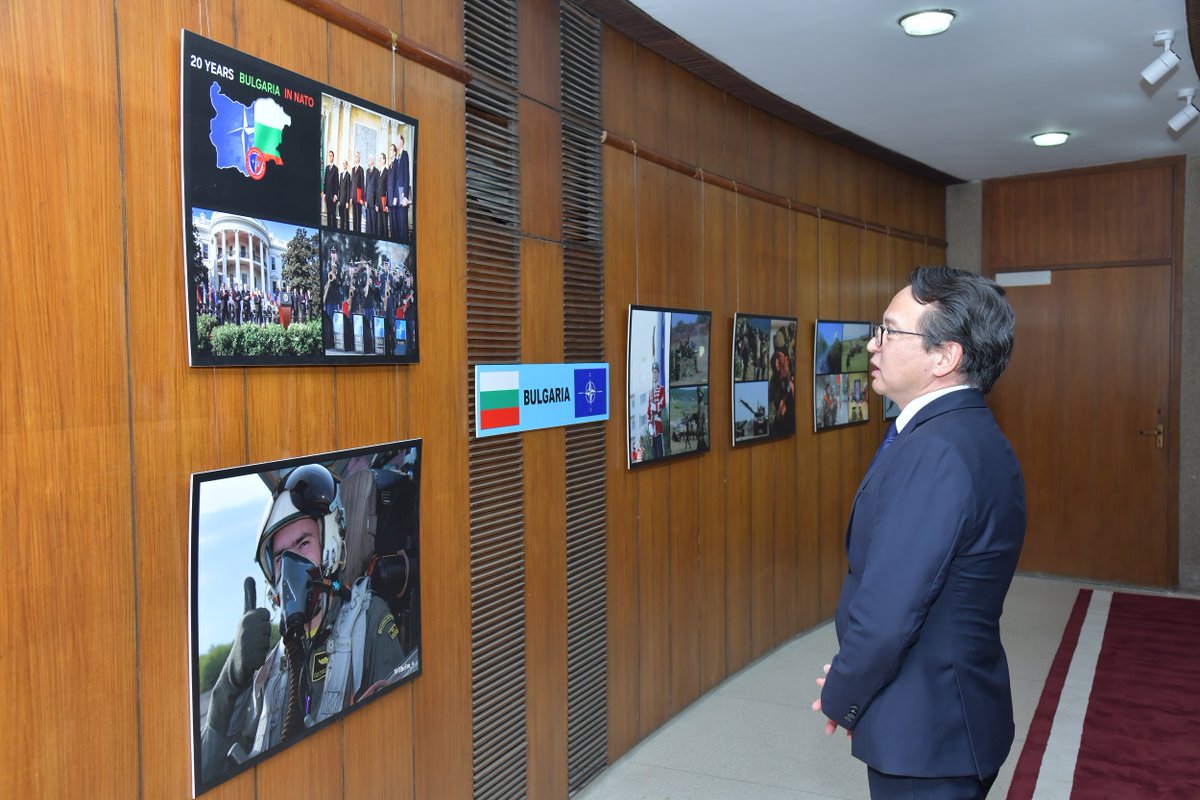 Bulgarian Embassy in India tweet media