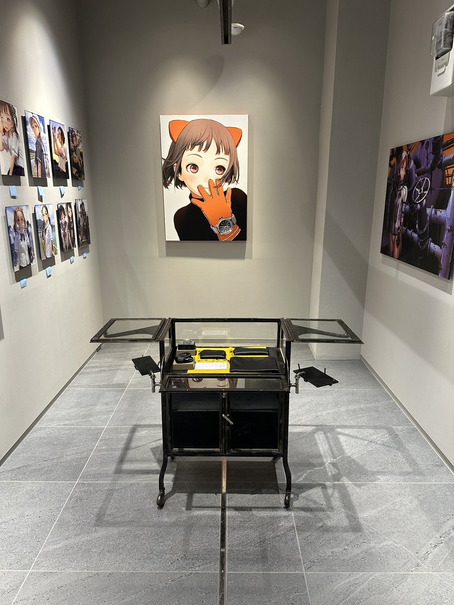 Murata_Range's tweet photo. 展示会始まりました。ここ数週間、ギャラリーの立ち上げや個展の準備でバタバタでしたがようやくですね。長かった。 https://t.co/AKJkMuGlEo