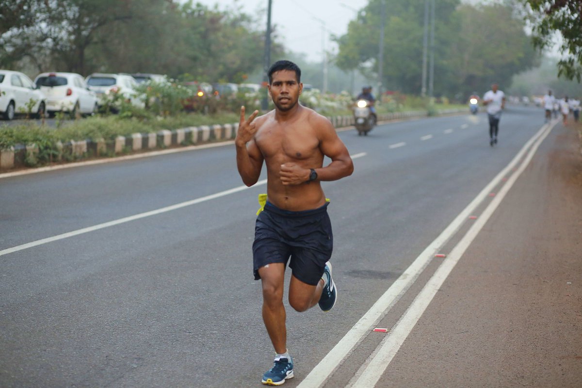 In life's race, strength comes from never giving up, pushing through pain, and staying focused on the goal. Be that strong competitor.
.
Follow us @irun_goa_marathon.
.
#irungoamarathon2024 #irungoa #ihelpgoa #fitness #fitgoa #fitindia #marathon #running #motivation #bhagoindia