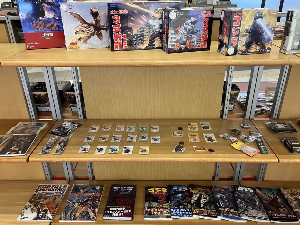 ゴジラvs沖縄2024『GODZILLA POP UP SHOP』本日より開催🔥 📍2F