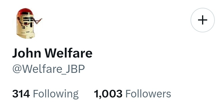 Oh If I took Twitter seriously 10 years ago, maybe I'd have 1,100 followers by now 🤔 Hello everyone!