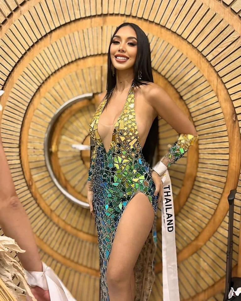 กึดมอยร์นิ่งกายส์ กึดมอยร์นิ่ง โกแฮฟซัมเบรคฟาดส์! 🤩

Evening gown: GL Garlate Design

#MissEcoInternational 
#MissEcoInternational2024
#MissEcoThailand2024 
#5thRunnerUpMissGrandThailand2023 
. 
#มิสแกรนด์ซอฟต์พาวเวอร์ออฟไทยแลนด์
#MissGrandSoftPowerOfThailand
#MissGrandThailand