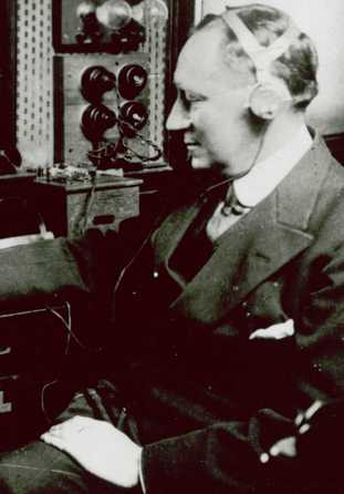 Whether you're a radio enthusiast or simply curious about the wonders of the airwaves, join us in celebrating the legacy of NIHF Inductee Guglielmo #Marconi, whose first transatlantic radio transmission laid the groundwork for the interconnected world we live in today.