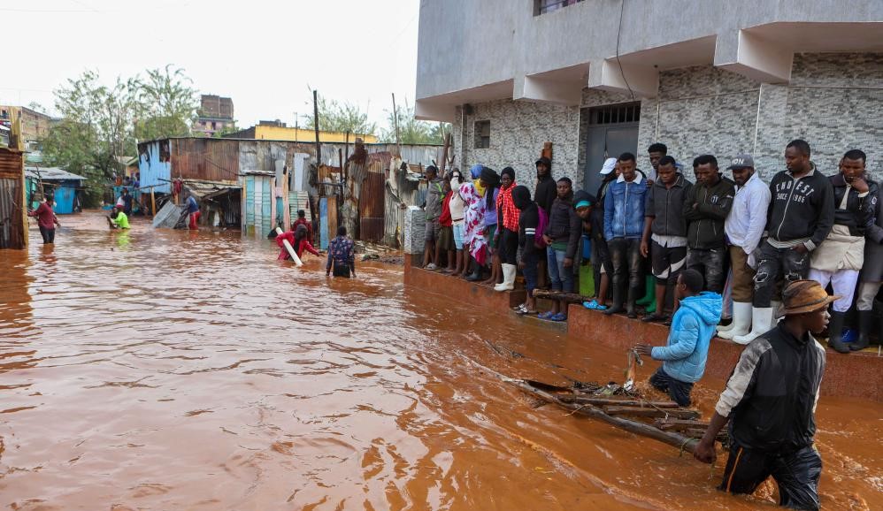 Heavy rains and flooding in Kenya have resulted in a tragic loss of life, with the death toll now reaching at least 70 since mid-March

#KenyaFloods #ClimateCrisis #BREAKING_NEWS #ClimateChange #NewsUpdates #WeatherWarning #China #Biden #ColumbiaUniversity #SaudiArabia #Israel