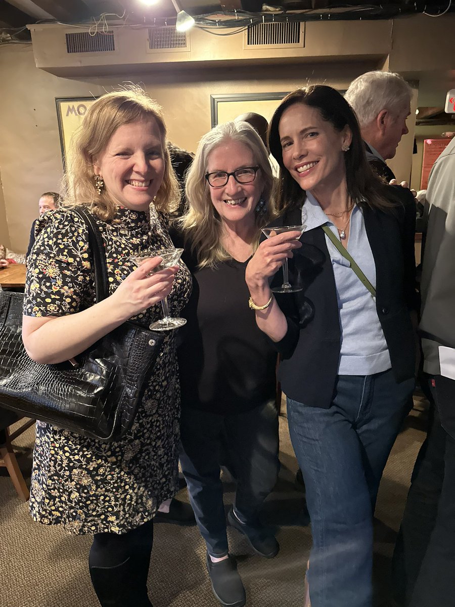 a lovely time on the opening night of @NBPTLitFest with two of my favorite writers @laurenwillig and @authorbeatriz ❤️❤️❤️
