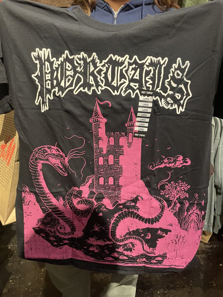 New Portals t-shirt spotted at Hot Topic 💕