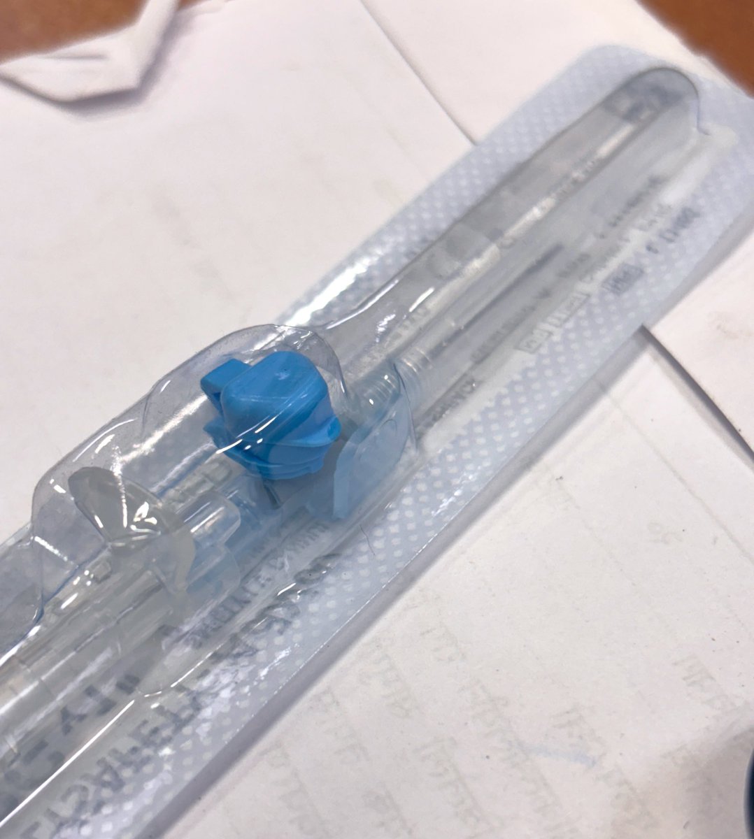 What is the size of this cannula?

A. 18G
B. 20G
C. 22G
D. 24G

#MedX #MedTwitter #Neetpg #neetpg2024