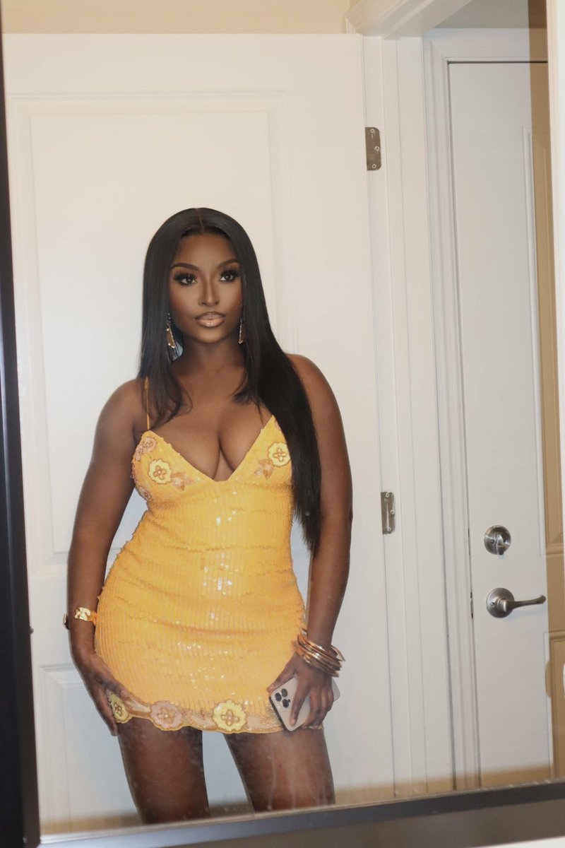 beatrice tweet media