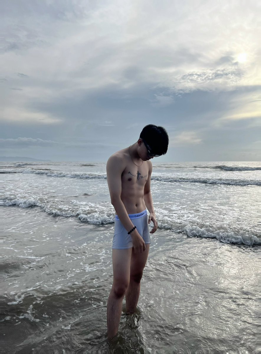 Nóng cực quá thoiiiiii😁