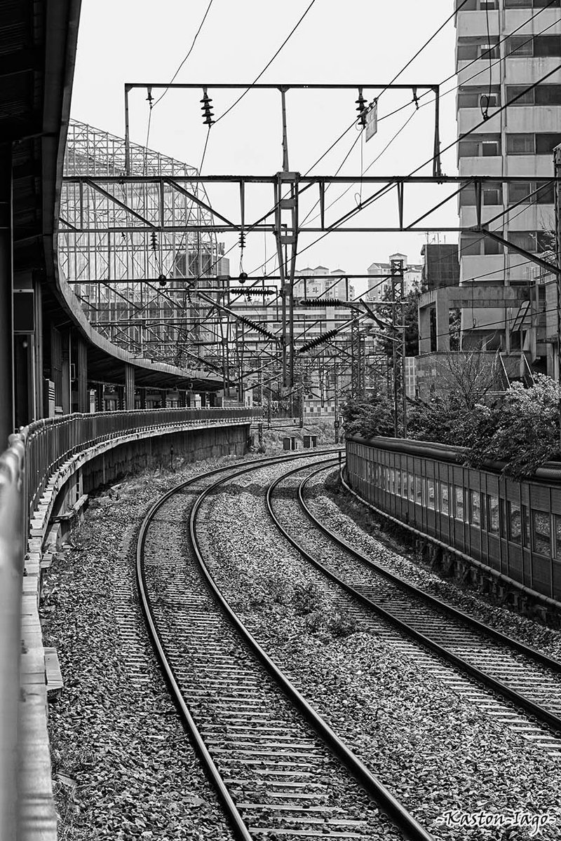 Along industrial lines.

#blackandwhitephotography #leadinglines #blackandwhite #photooftheday