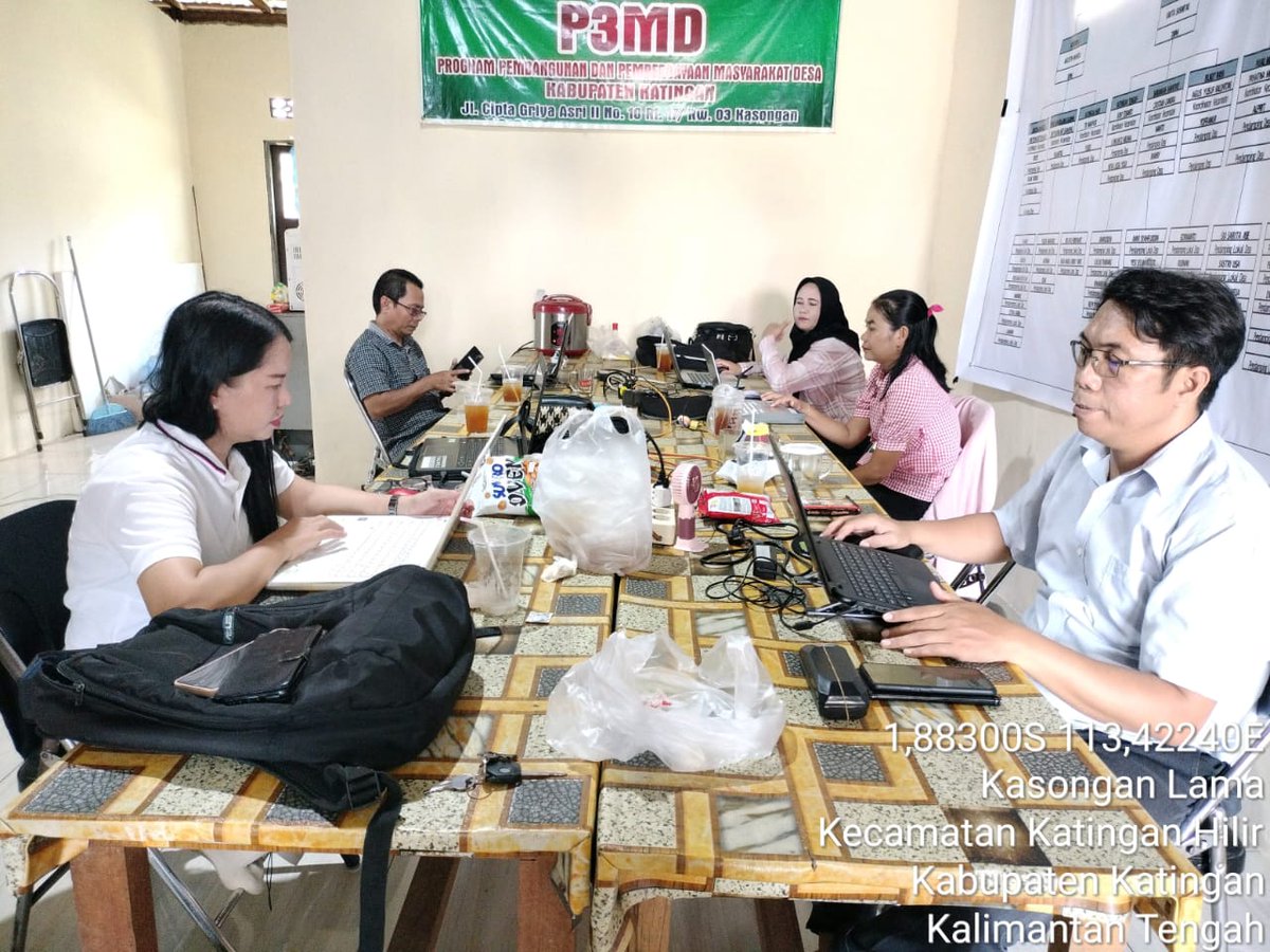 Pemutakhiran data Indeks Desa Membangun (IDM) 2024 diharapkan mampu mencerminkan tingkat perkembangan desa
<a href="/jokowi/">Joko Widodo</a> <a href="/prabowo/">Prabowo Subianto</a> <a href="/gibran_tweet/">Gibran Rakabuming</a> @kemendespdtt <a href="/tppkemendes/">TPP KEMENDES</a> <a href="/halimiskandarnu/">ABDUL HALIM ISKANDAR</a>