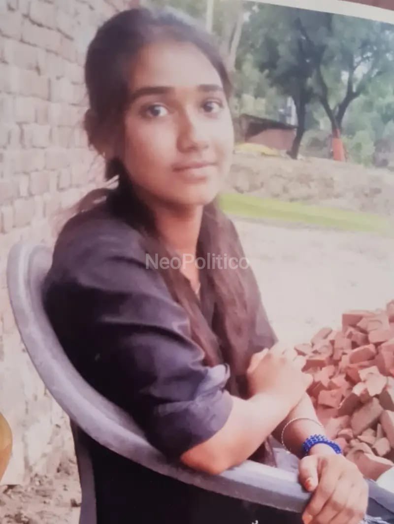 Roshani Dubey, a 13 years old minor girl is kidnapped from Mirzapur on 22 April and has yet not recovered. The father of Roshani Dubey while speaking to Neo Politico said that she was abducted by some Nishad man who has a land dispute with the family. Seeing the bad response of