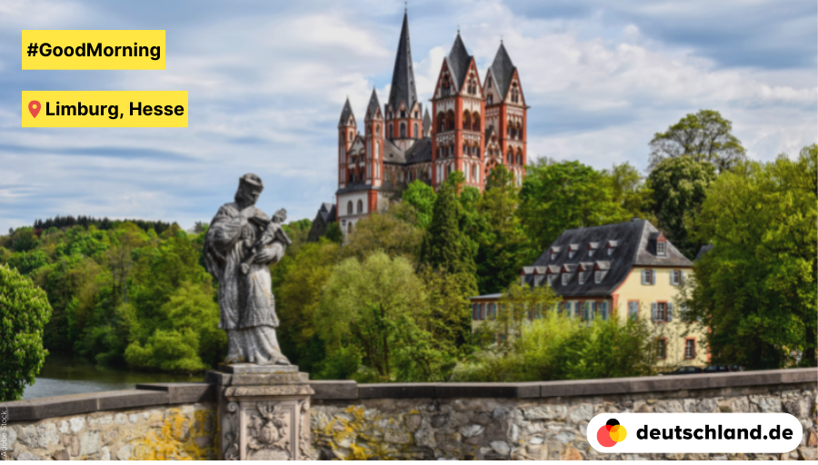 🌅 #GoodMorning from #Limburg in Hesse. 🏰 The city is best known for its #cathedral, which was consecrated in 1235. 🏛️ Architecturally, one can find both early gothic elements from #France and Romanesque elements from the Rhineland in the building. #PictureOfTheDay #Germany