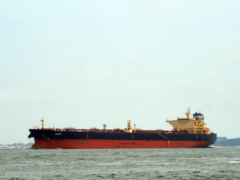 India-Bound Oil Tanker Hit By Houthis Was 'En Route From Russia' The MAndromeda Star, Panama-flagged and recently bought by a Seychelles-registered company, suffered minor damage from 3 anti-ship ballistic missiles launched into the Red Sea on Saturday from Yemen. Houthi rebels…