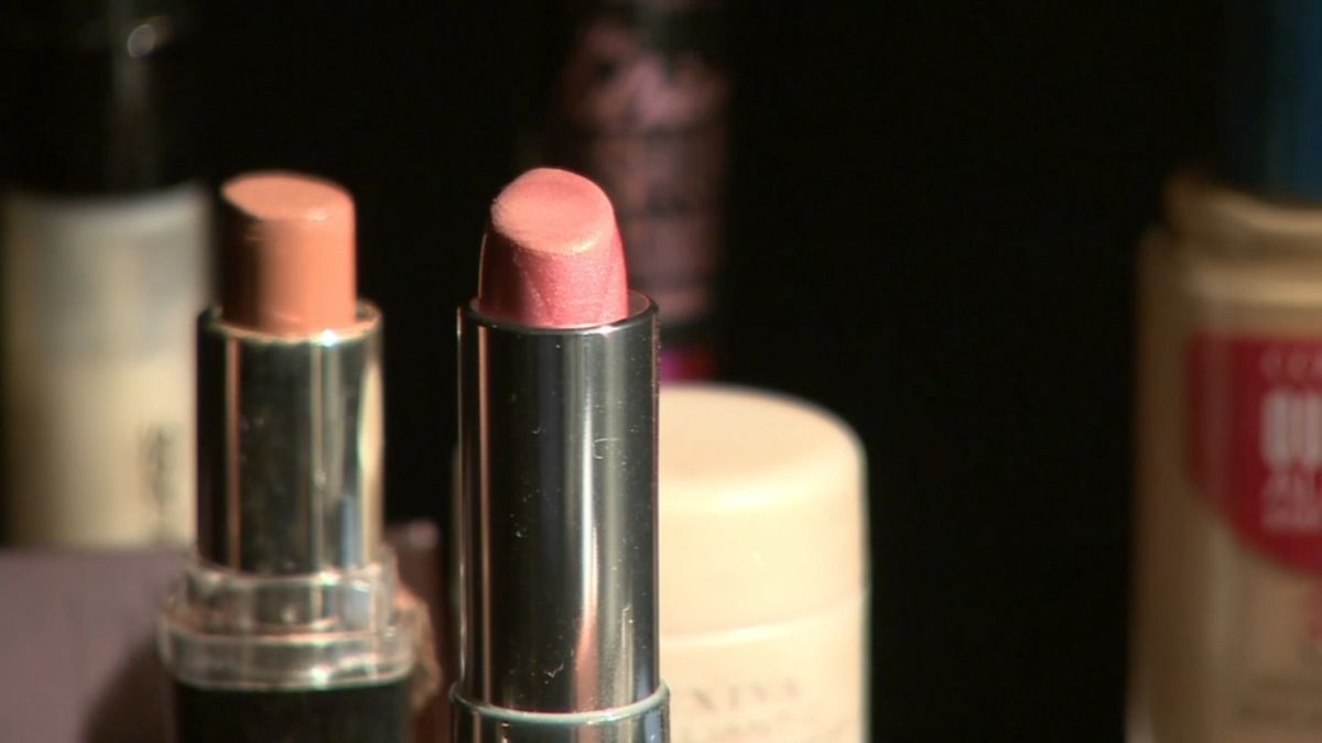 How this Bay Area group is working to clean up toxic chemicals in beauty products abc7ne.ws/3xUu1uR