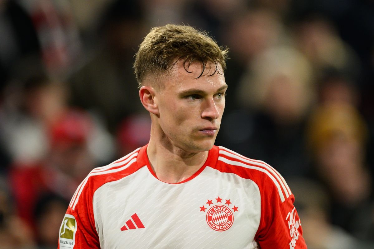 Barça have the operation of Guido Rodríguez, as a free agent, under control. They are also keeping an eye on Kimmich, especially after Xavi's continuity. — @mundodeportivo