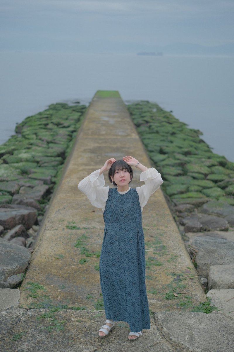 モデル：さちこ
@monthly_sachiko

#海ポートレート
#ポートレート
#portrait
#スナップポートレート
#ランドスケープポートレート
#エモい
#ノスタルジー
#FUJIFILM
#富士フィルム
#フィルムシミュレーション
#XF33mmF1.4
#XT4
#JPEG
#JPEG撮って出し