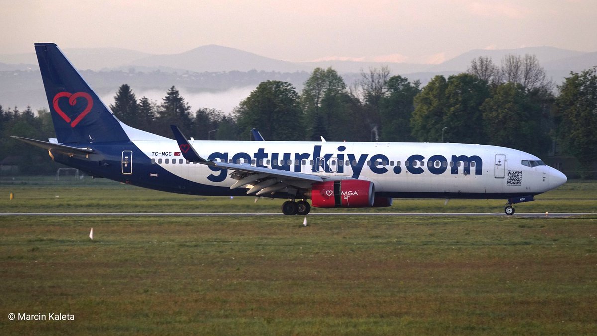 KrakowAirport's tweet photo. Poranny przylot Magic Gök Airlines 🇹🇷 Dziękujemy @MarcinKaleta4  za czujne👏 spotterskie oko📷 #spotting l #flyKRK https://t.co/RE4SI6GR98