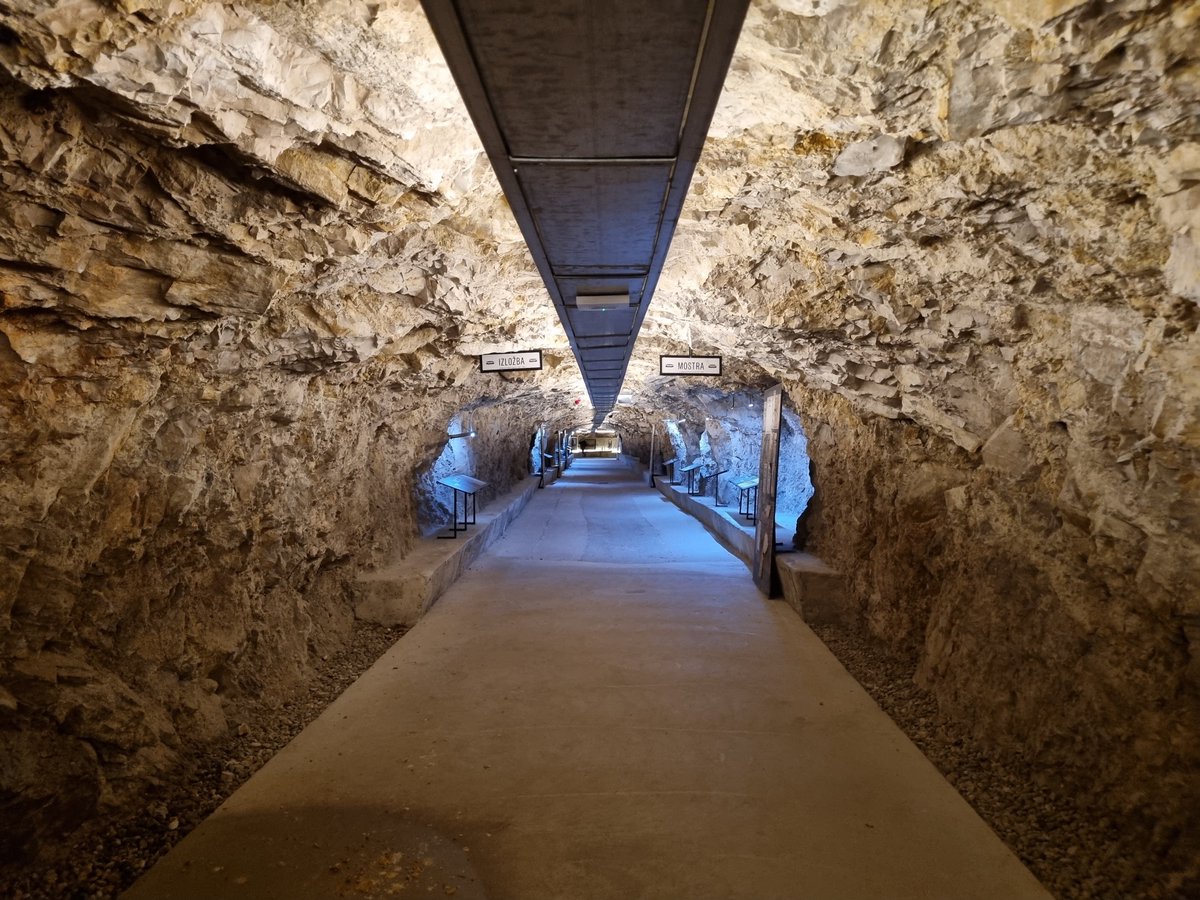 We explored the Croatian underground! These are 5 safe underground attractions that you must visit!

👉 buff.ly/44fn4k9

#croatia #croatiafulloflife #underground