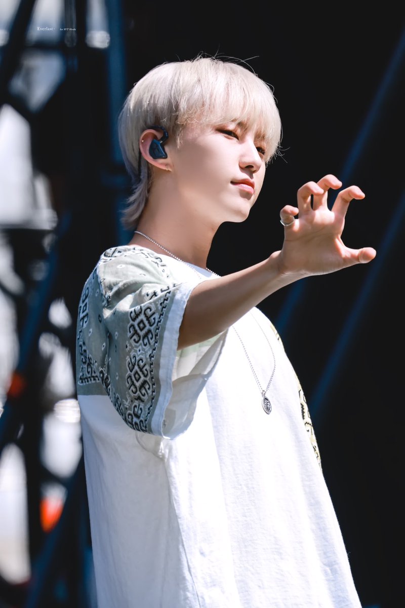 everlastksy_96's tweet photo. 240427 Follow Again to Seoul D1 Soundcheck

#세븐틴 #SEVENTEEN #SVT #호시 #HOSHI #ホシ #순영
@pledis_17 https://t.co/YdNuQaVNfc