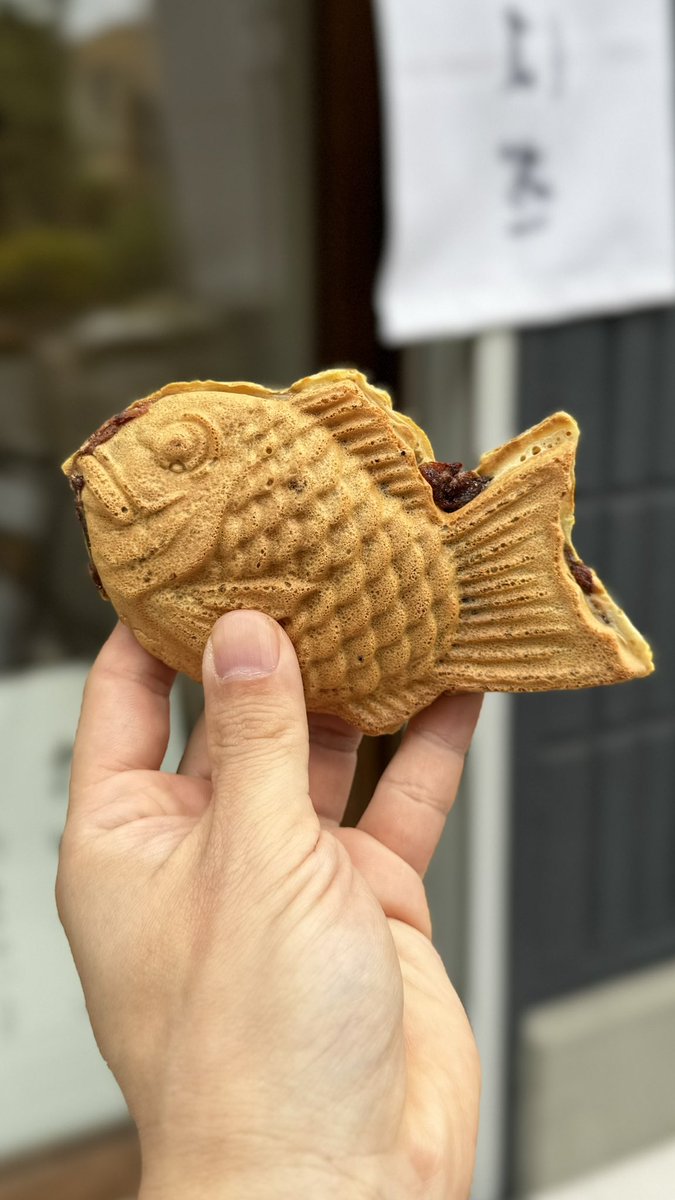 castlemidnight's tweet photo. 学芸大学『目黒 ひいらぎ』のたい焼き。
（たい焼きの名店）

#たい焼き #学大 #学芸大学 #目黒 #あんこ #鯛焼き #ひいらぎ #おはぎ #和菓子 #スイーツ #スイーツ界隈 #スイーツ好きな人と繋がりたい #ゴールデンウィーク浮かれ隊 https://t.co/f5CwDAAP8i