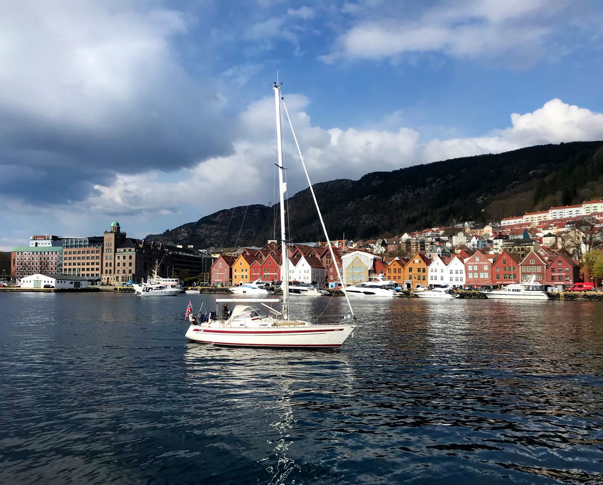 Sailing into the weekend… enjoy! Bergen, Norway #ThePhotoHour #adventuretime