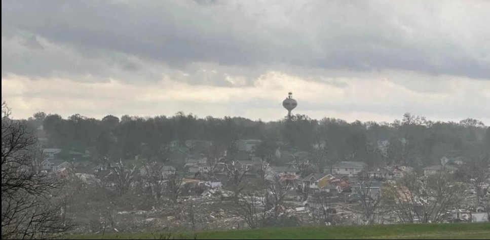 thedakdak3's tweet photo. @Dexerto Here's pictures of the tornado that devastated Elkhorn and its aftermath shortly after. https://t.co/o527VwXGRY