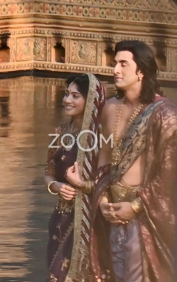 May be #KritiSanon is the best option for Sita role ✨💝 

#SaiPallavi knchm.....

#Ramayana #RanbirKapoor