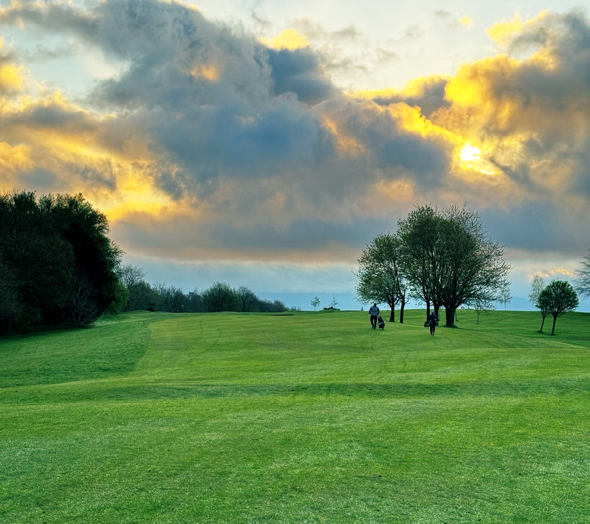 What weekends are all about! 🏌️‍♂️⛳️🌤️

#golfcourse #linkgolfuk #golfmates