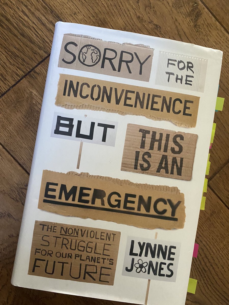 I’d encourage anyone who is struggling to make sense of the outrage at @gmcuk’s on suspending Dr Sarah Benn to read this book by @LynneJonespsych The GMC is on the wrong side of history here. These are many doctors who’ve been called to activism over the years… /1