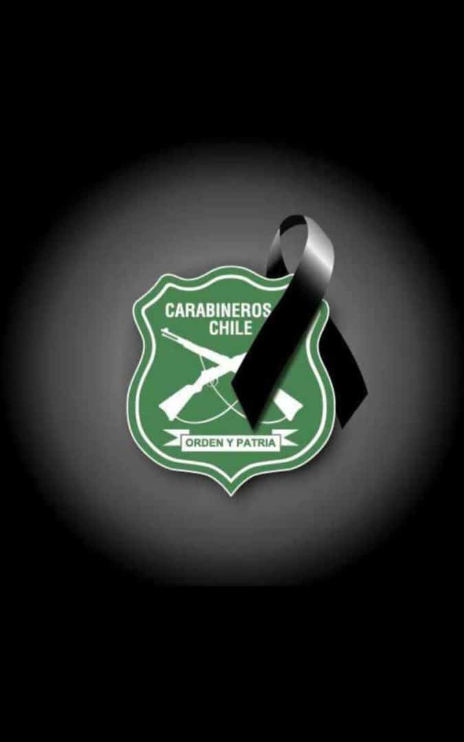 Carabineros asesinados son: Carlos Cisterna Navarro Sergio Arévalo Lobos Misael Vidal Cid de la 4ta comisaría COP de #LosAlamos QEPD 🙏 #FuerzaCarabineros