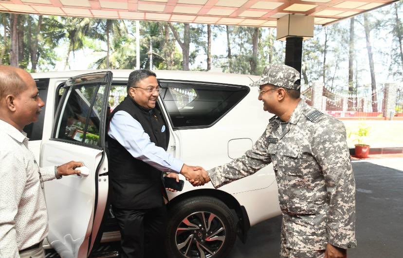 Ambassador @AmbSibiGeorge interacted with Air Marshal Saju Balakrishnan AVSM, VM, Commander-in-Chief of the Andaman & Nicobar Command during his official visit to the Islands & discussed the strategic importance of the Islands in Indo-Pacific.