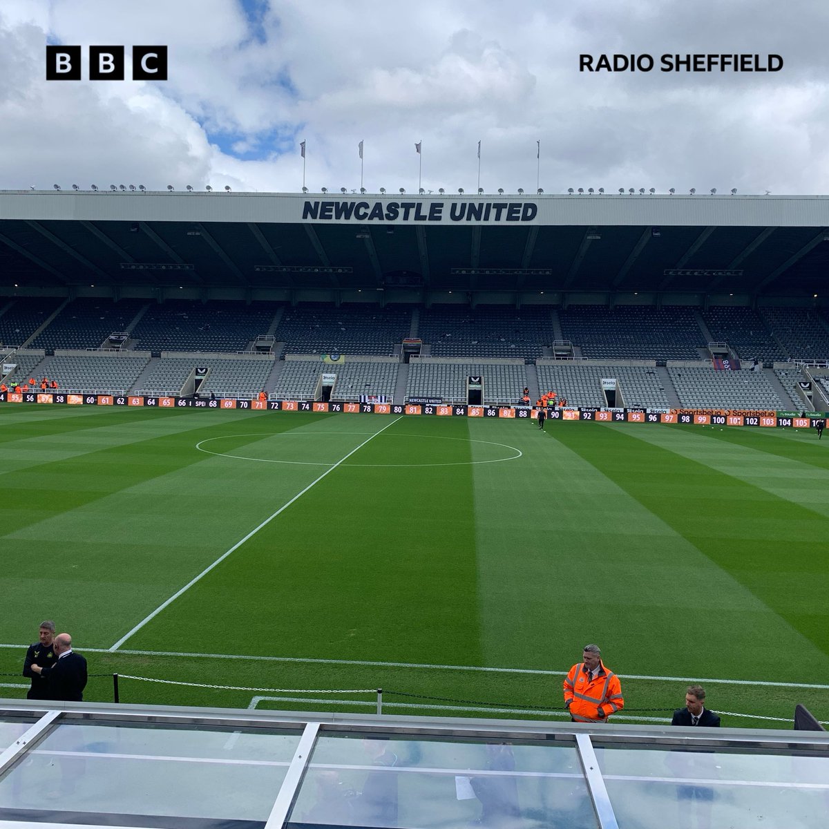 ⚫️⚔️ An afternoon with the Toon Army as Sheffield United will be relegated with defeat against Newcastle United. 📻 Updates on @BBCSheffield DAB & Freeview Channel 734 with @asaba_carl joining me for live comms on @SheffieldUnited website. #SUFC | @footballheaven