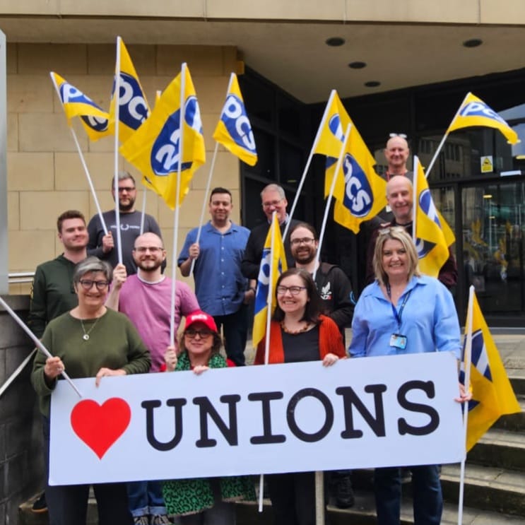 Great turnout from reps and staff in the Newcastle office for the second Super Saturday Mass Brilliant effort! ☎️💪 #GetTheVoteOut #SuperSaturday #PCSVoteYES