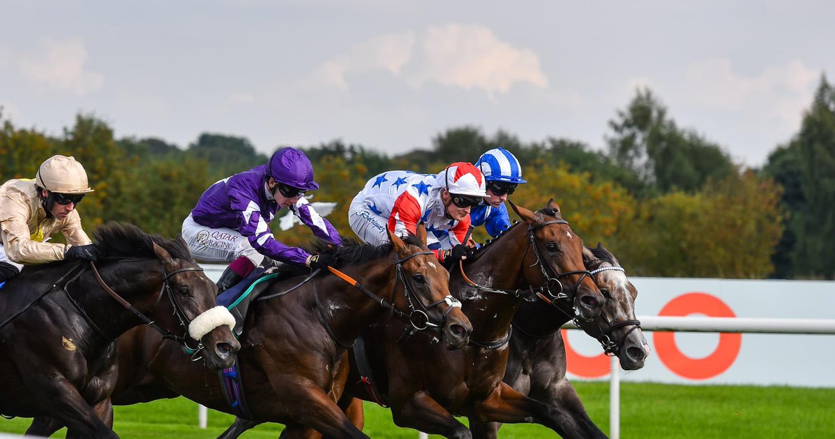 We are spoilt for choice today in Yorkshire with both @RiponRaces and @DoncasterRaces holding evening meetings! Ripon’s first race is off at 4:05 and Doncaster follows shortly afterwards at 5:05.