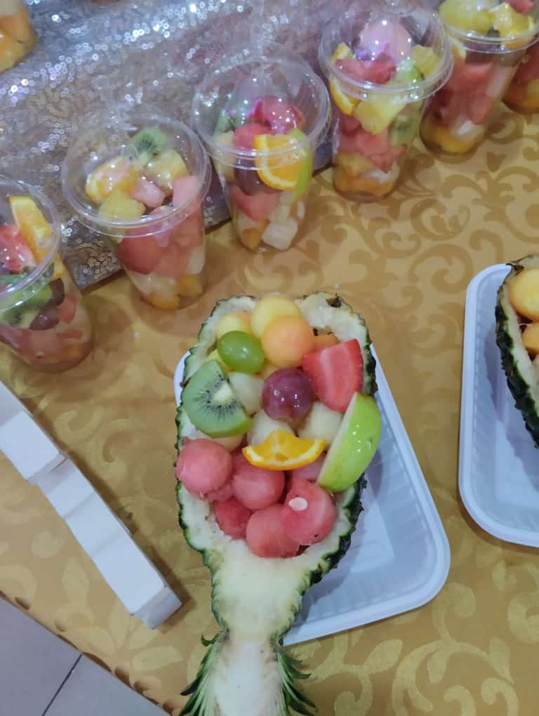 Infuse your event with vibrant colors and delicious flavors with #fruit. Ready to add a touch of fruity fun to your event? Contact @HqTreats today! Let's create a fruit display that makes your event unforgettable! #fruitjuiceinlagos #fruitscatering #fruitartistinlagos