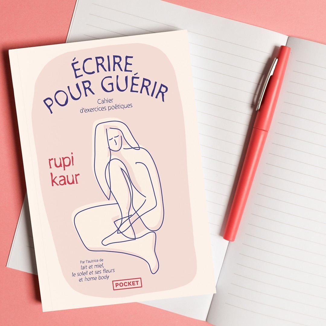 Ecrire pour se libérer, pour ne plus se taire… L’écriture pour guérir. 👉 tinyurl.com/63zvucb9 A travers différents exercices, Rupi Kaur vous invite à explorer la souffrance, l’amour, la rupture et la guérison ❤️‍🩹Alors allez-y, et laissez les mots couler. ✍🏻