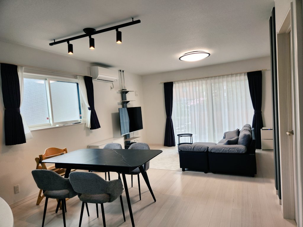 anzu_shinamon's tweet photo. ついに、新居に引越して少しだけ落ち着きました🏠🏠！！！
富士住建で建てました🥰
特にお気に入りはキッチン、トクラスのドルチェ
上手く投稿反映されなかったから再投した😃

まだ写真載せるー！ https://t.co/As2eyudlJv