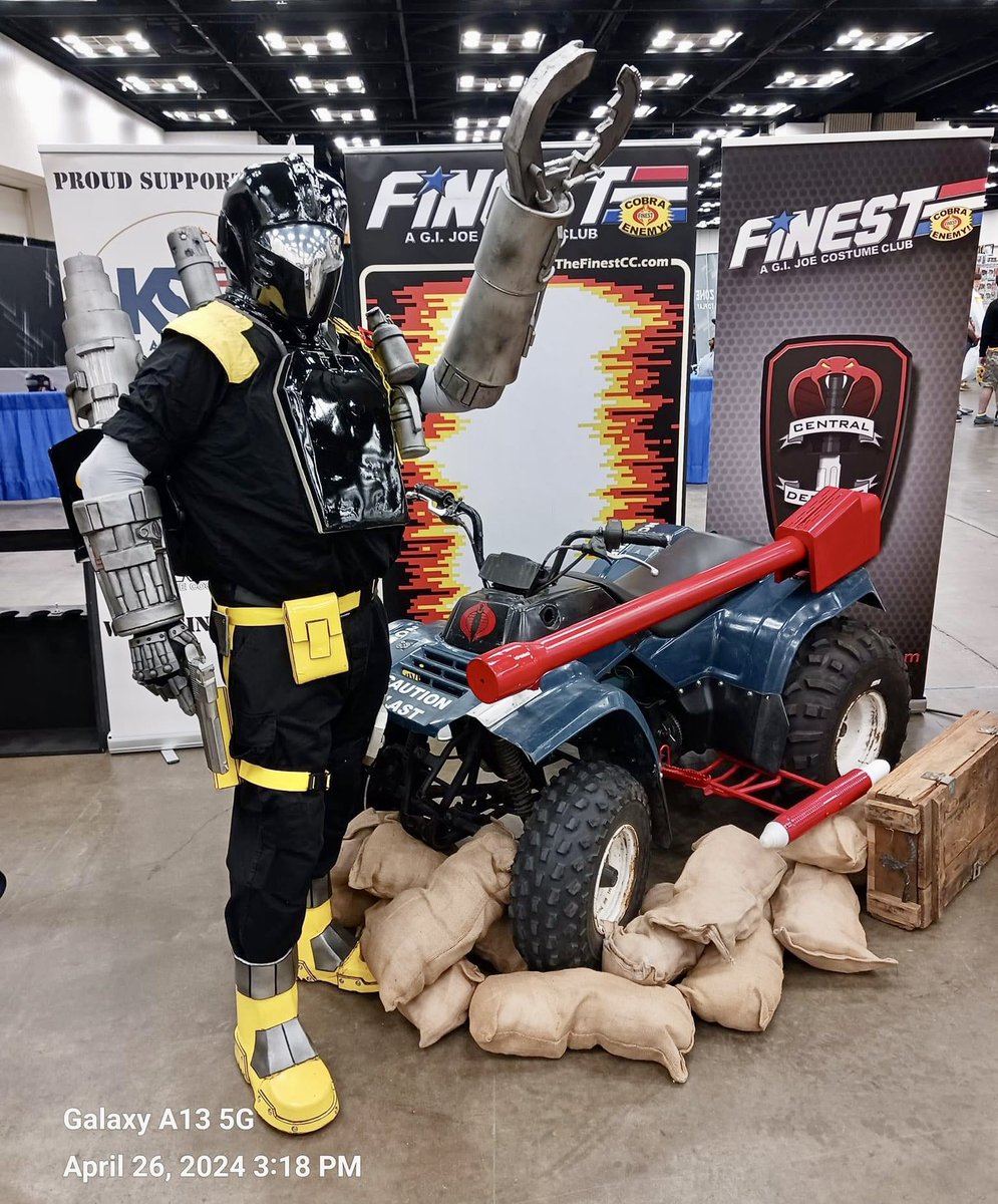 💥 💥 💥 The Finest is on hand at @IndyPopCon in Indianapolis! Come meet members of our local garrison, the Central Defense: The Fighting 5th! 📸 Eric Stocker #thefinestcc #gijoe #cobra #cosplay #CobraBAT #CobraFerret #BattleAndroidTrooper