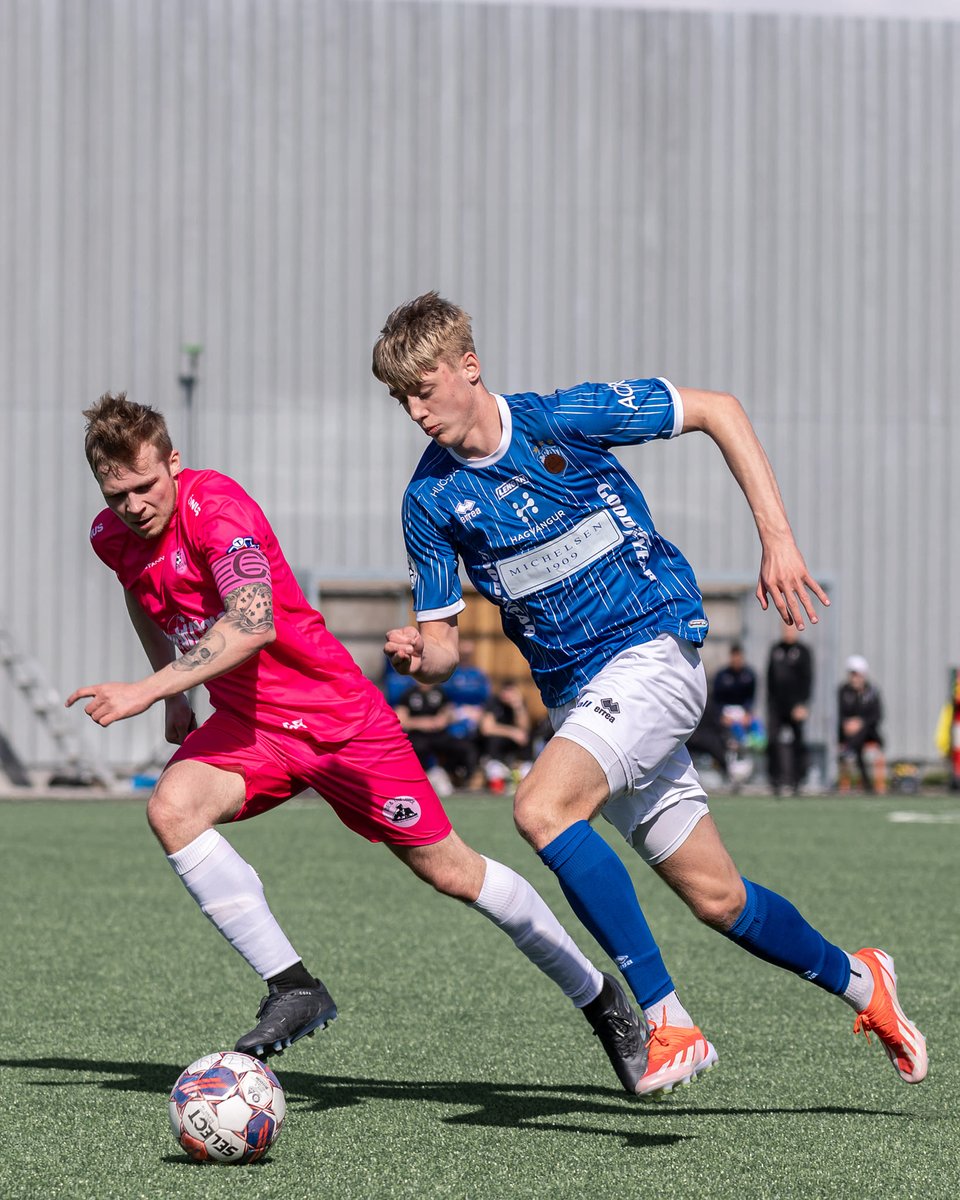 Myndir úr leik FC Árbær og Fram í Mjólkurbikarnum.

Fleiri myndir hér: framphotos.pixieset.com/2024-mjlkurbik…
📷@toggipop
⚪🔵⚽