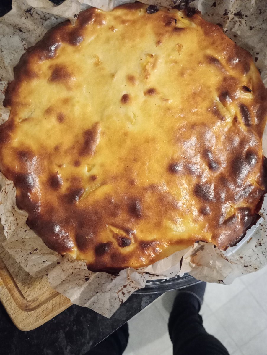 Meet my ricotta and mango torte with almond base (and a near industrial amount of lime zest).