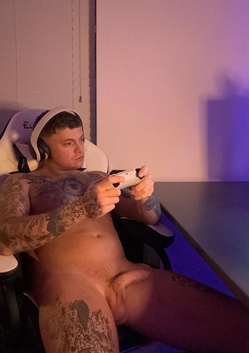 Always wanted to spoon feed someone my cum…you in?  

onlyfans.com/mjuk99_official