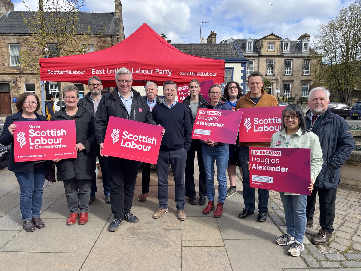 Amidst the chaos and disappointments of two failing Governments, in ⁦@EastLothianCLP⁩ we’re staying focussed on winning the support we need to start the rebuilding. Here’s our team heading out for a day on the doors from our stall at Haddington Farmers Market this morning.