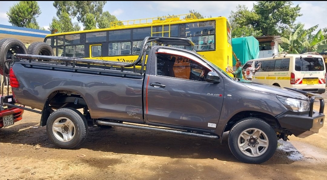 Such rims help in cooling the disk plates to enhance braking