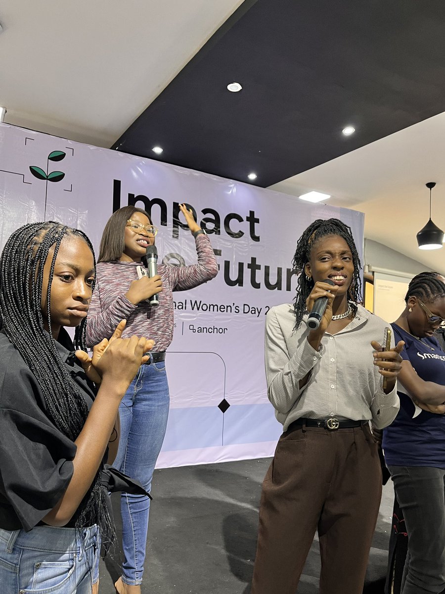 Breakout session 🥳🥳 It’s Game time🥳🎊🎊 What’s a tech event without a little fun ??🤩 Write out 10 words from these 👉 Diversity 👉 Predict 👉 Inclusion 👉Chanced 👉 Common 👉Growth #iwdlagos2024 #womeintech
