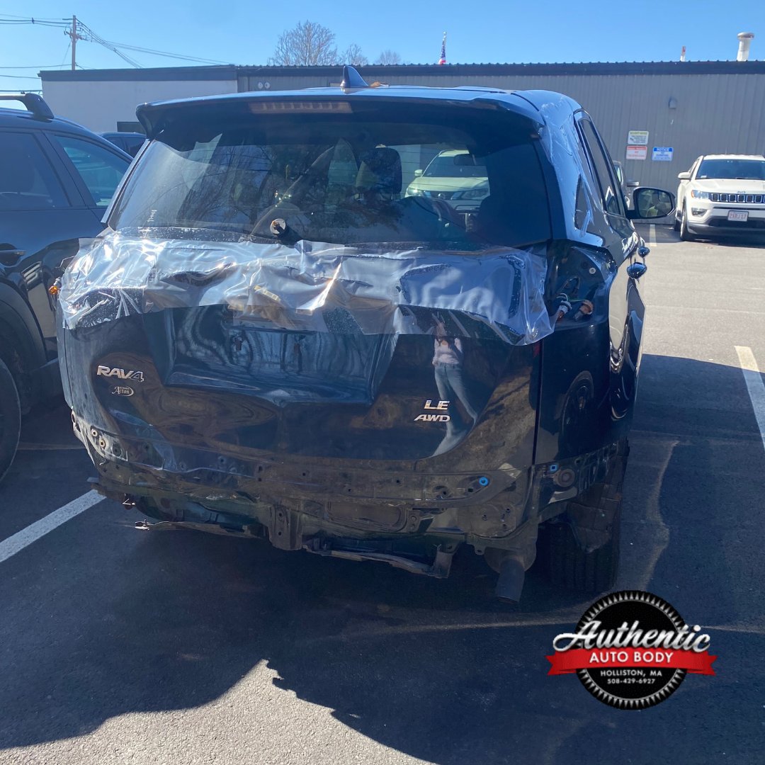 From minor scratches to major overhauls, we've got your car covered. Drive with confidence after a visit to Authentic Auto Body. 🚘👍

(508) 429-6927
authenticautobody.com 
#authenticautobody #autoshop #autobody #cars #cardetail #hollistonma #familyowned