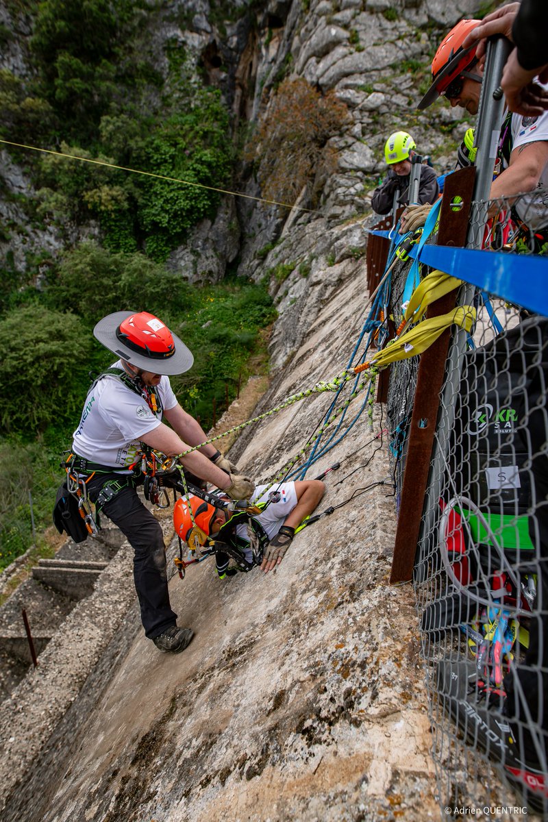 Hier c'était le 2e jour du #RescueGreatDay24, sur le site de « Cueva del Hundidero ». 
Au programme :
➡️ Sauvetage d’un parapentiste suspendu
➡️ Remontée d’une victime d'un ravin
➡️ Sortie d’une victime d'une digue de production hydroélectrique