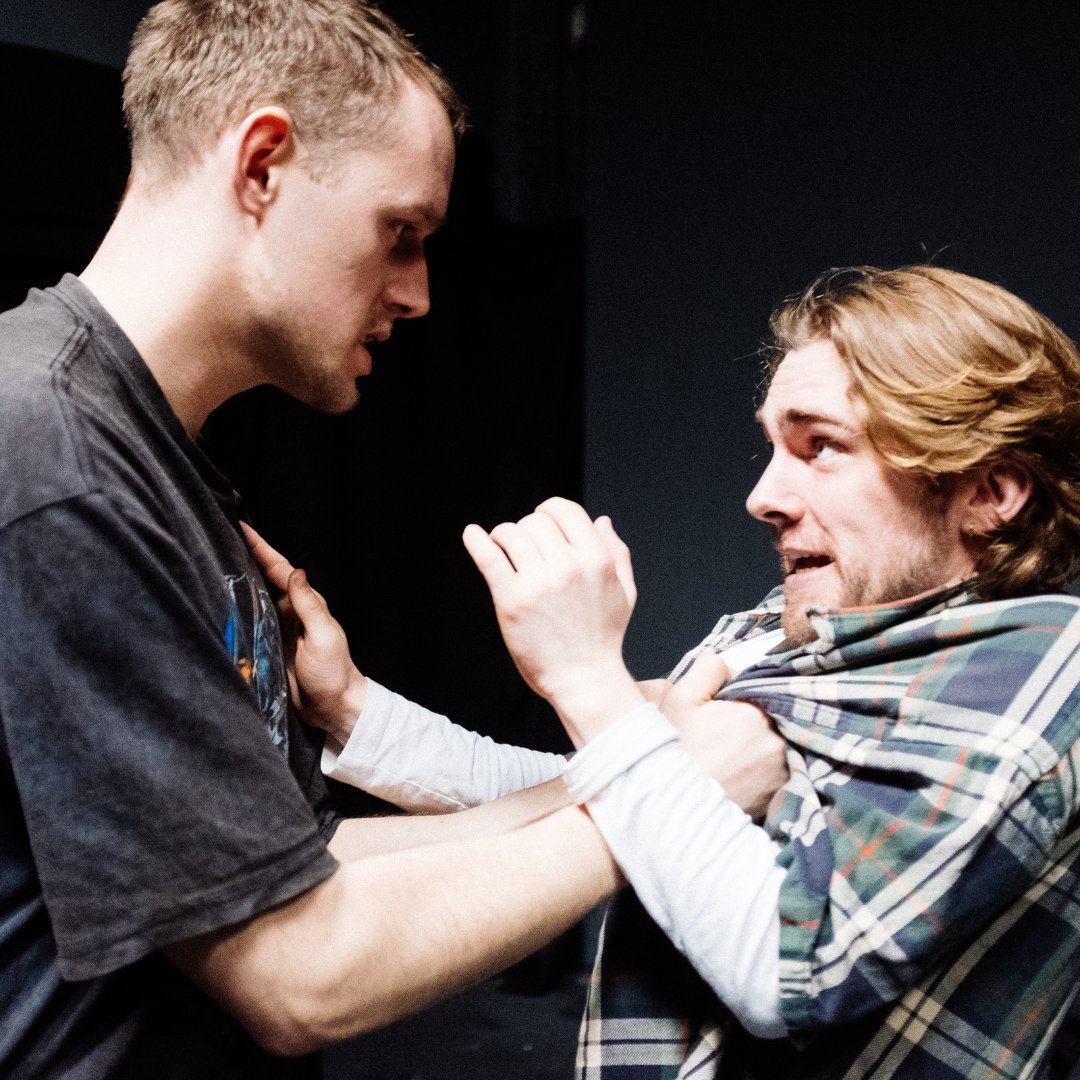 Inside the rehearsal room of Sniff 🔥 Returning after their success with The Nag’s Head, this isn’t one to miss! Plays alongside Cold Water as part of Make Mine a Double - book now to see both shows for £25! ➡️ 14 - 24 May 🎟️ Book now: bit.ly/3v7xiG0